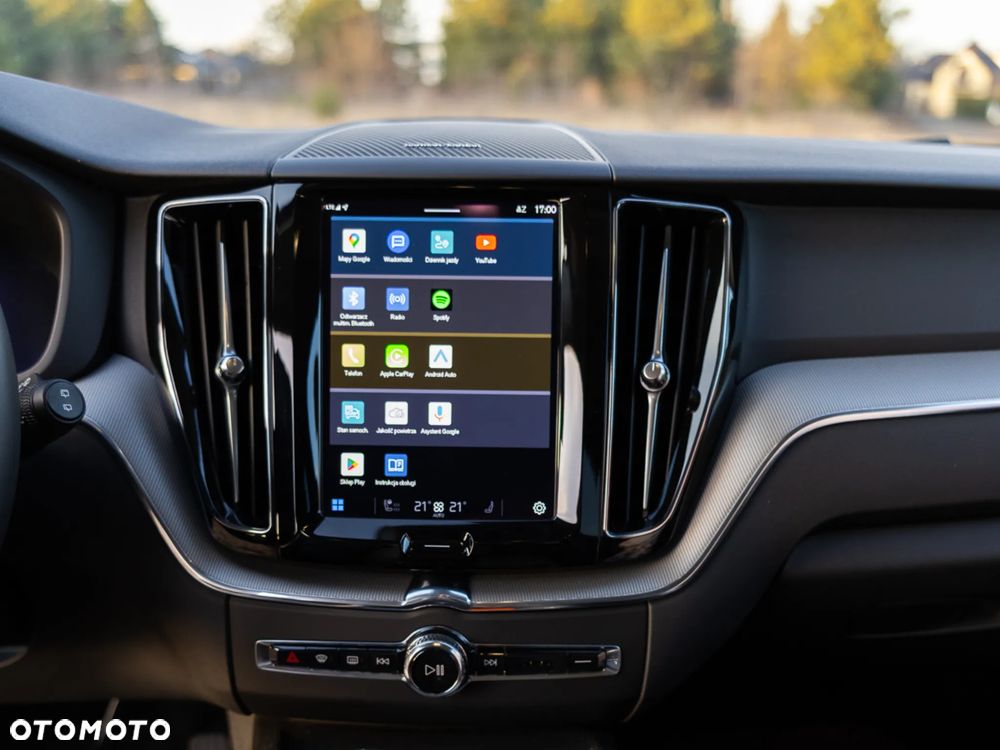 Volvo XC 60 B4 B Plus Dark - 13