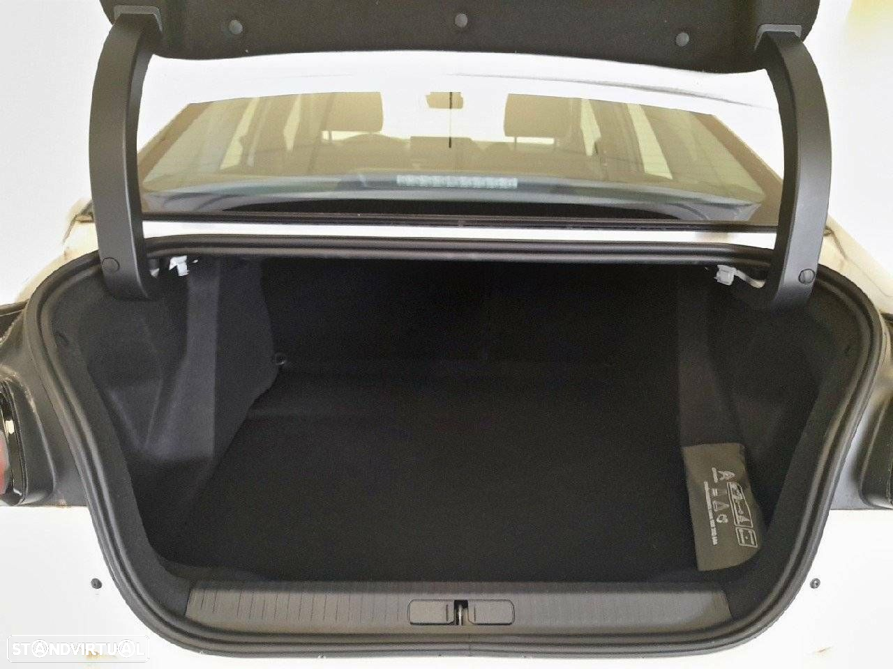 Citroën C4 X 1.2 PureTech Feel - 6