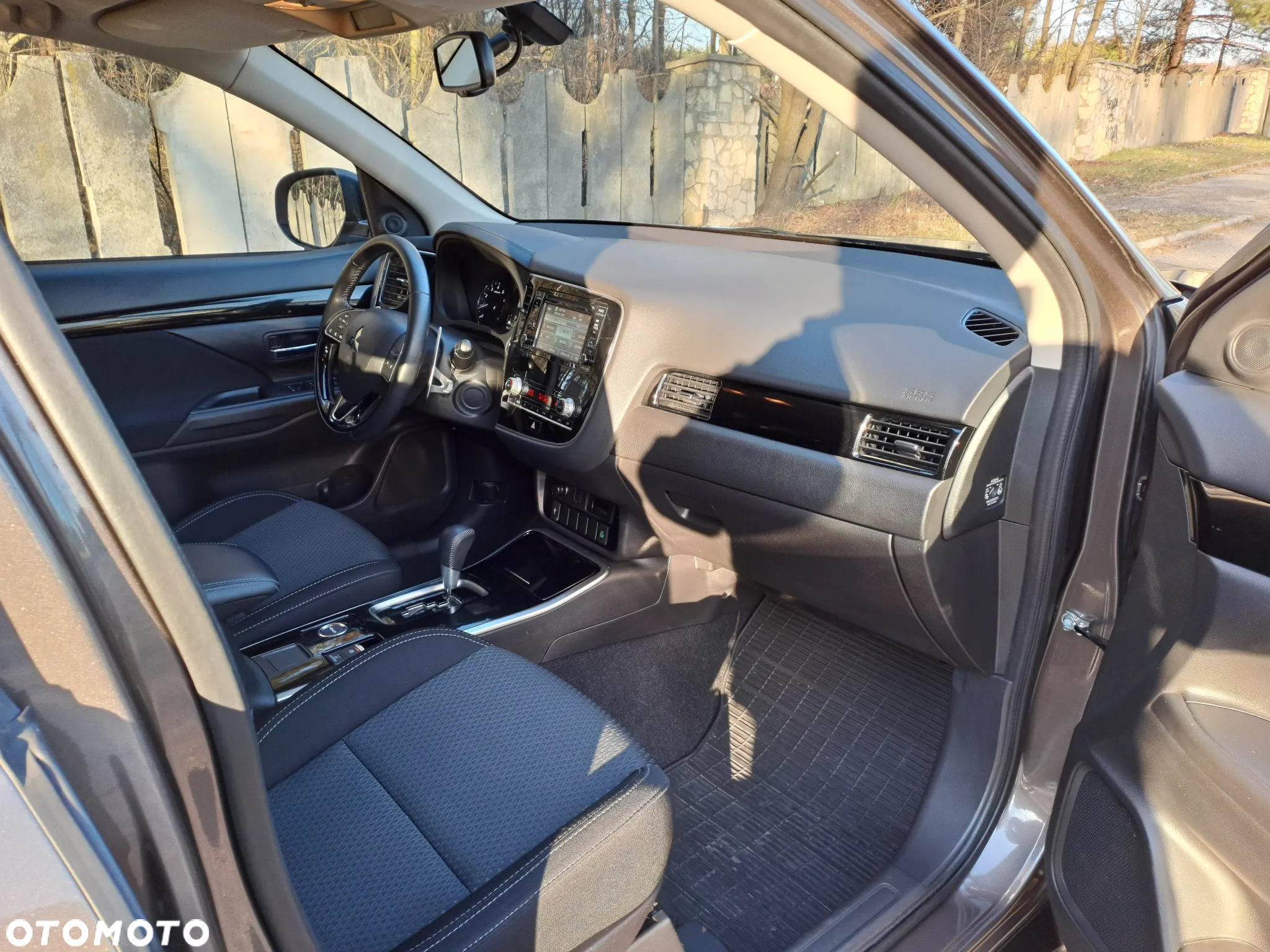 Mitsubishi Outlander 2.0 Intense 4WD CVT - 9