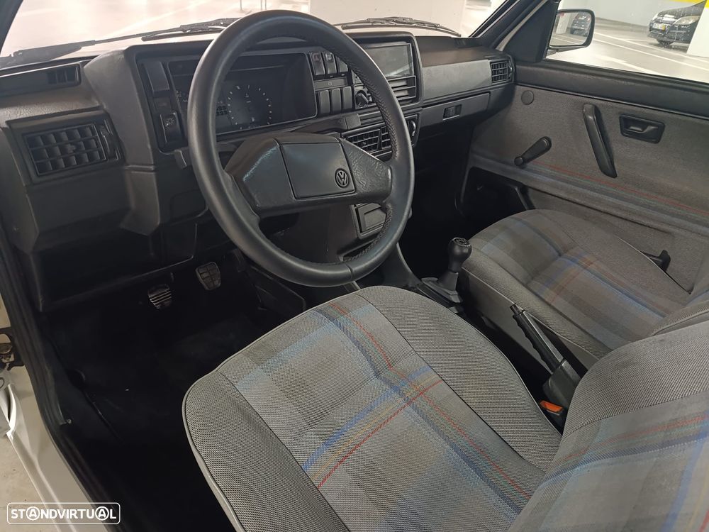 VW Golf 1.3 GL - 15