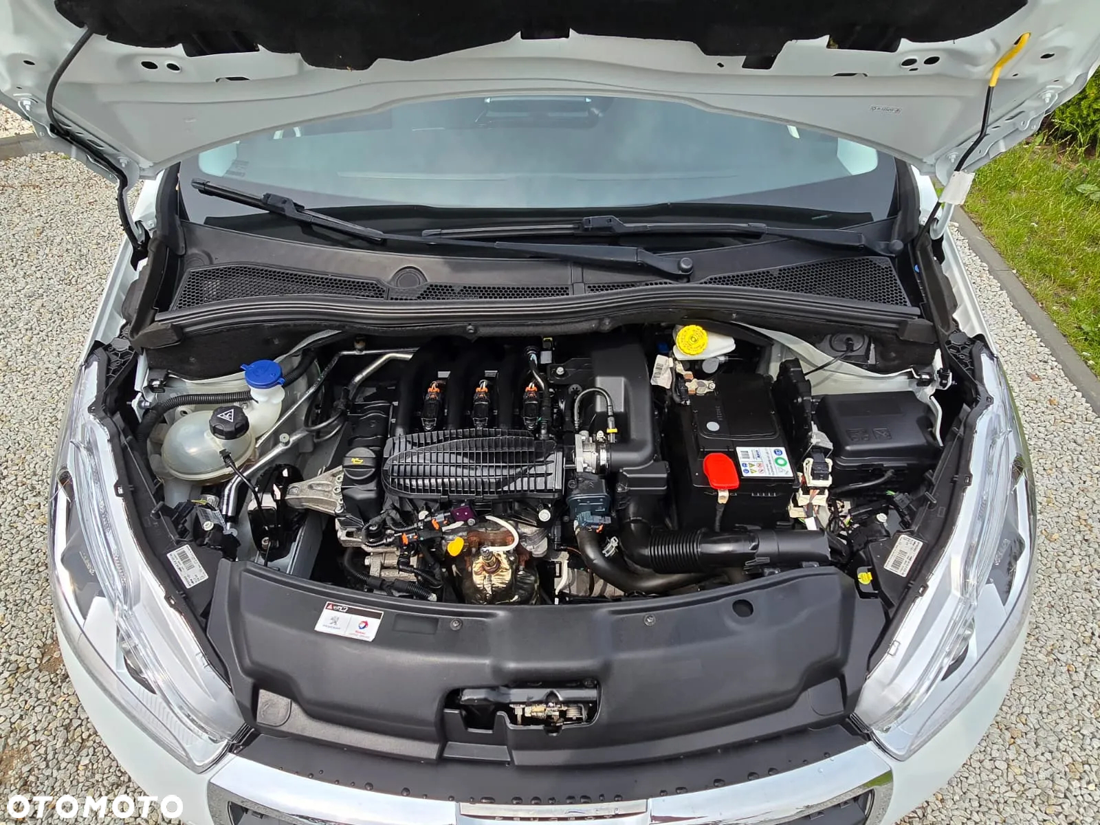 Peugeot 208 - 27