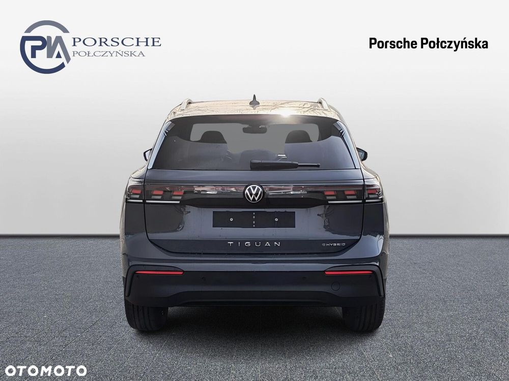 Volkswagen Tiguan - 4