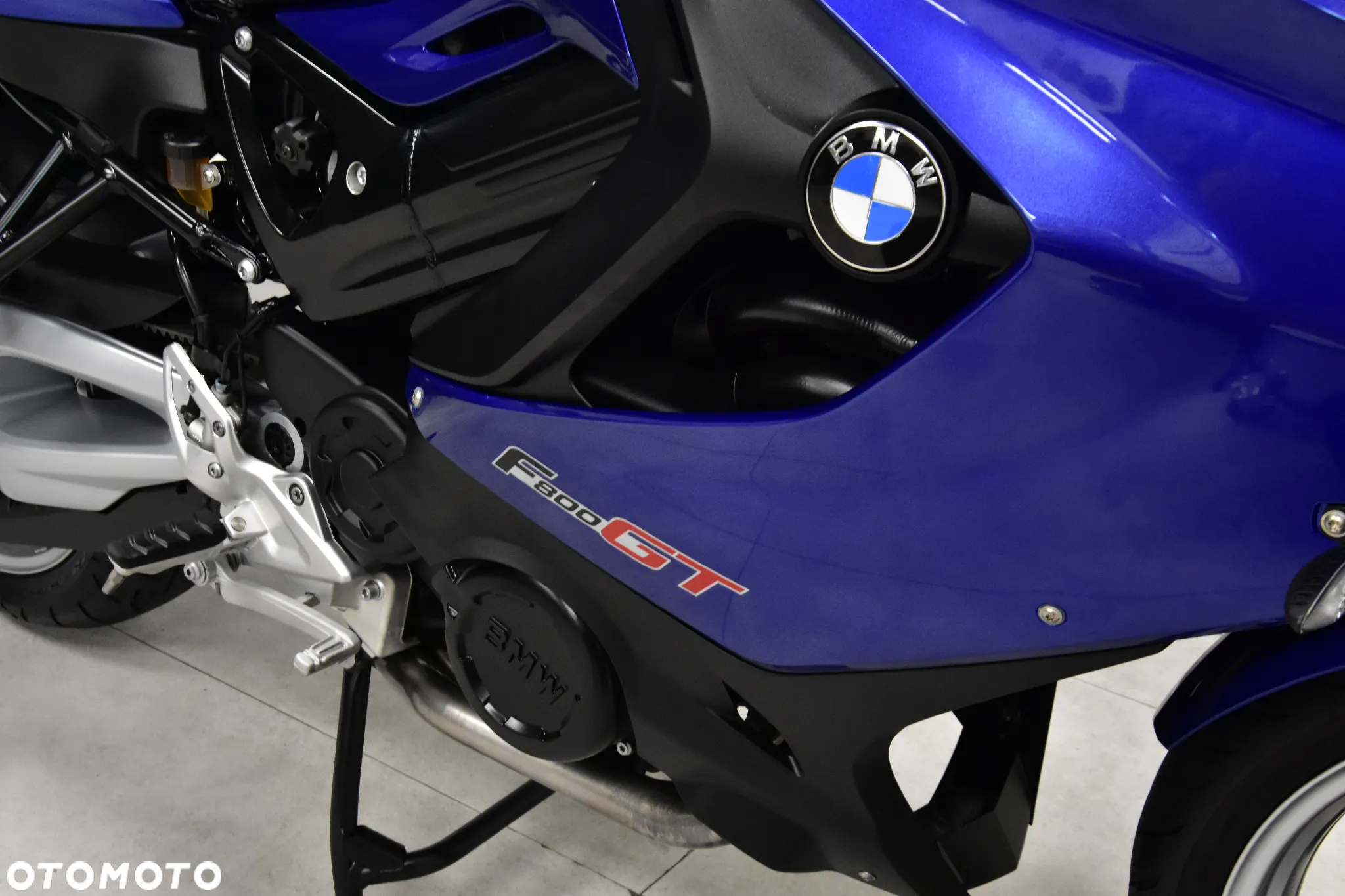 BMW F - 28