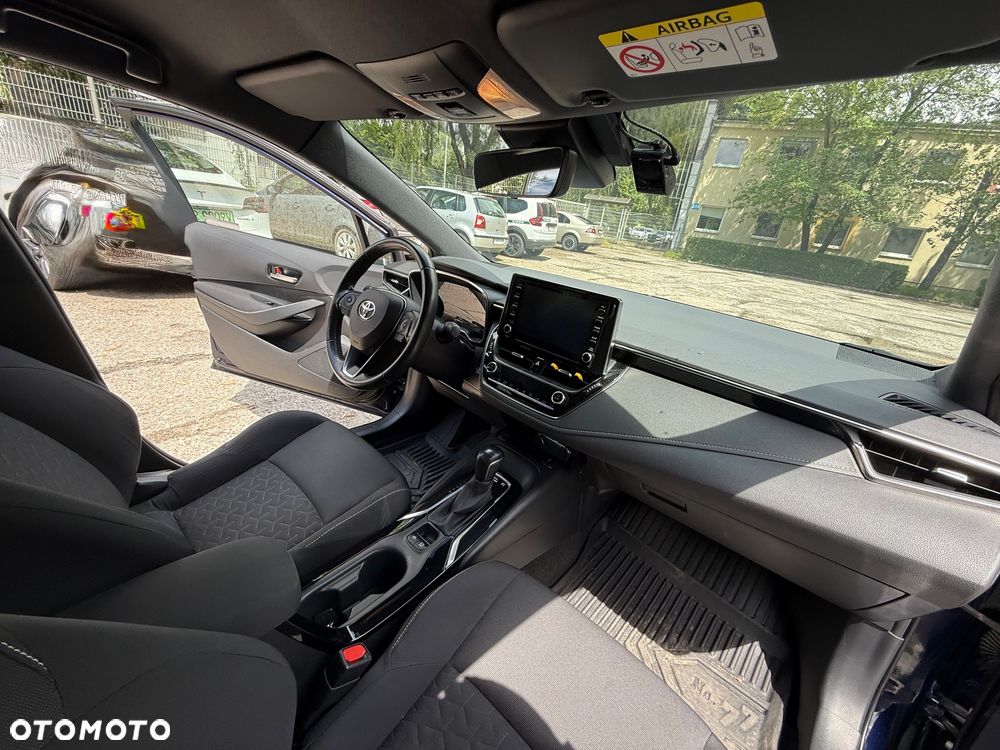 Toyota Corolla - 4