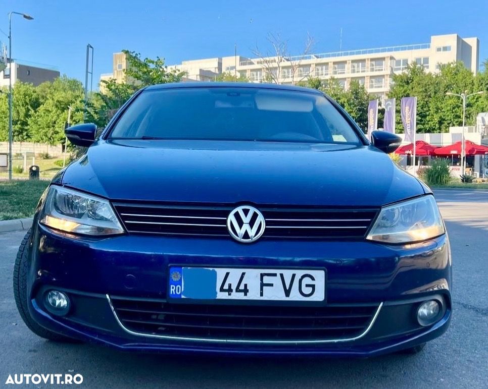 Volkswagen Jetta - 16