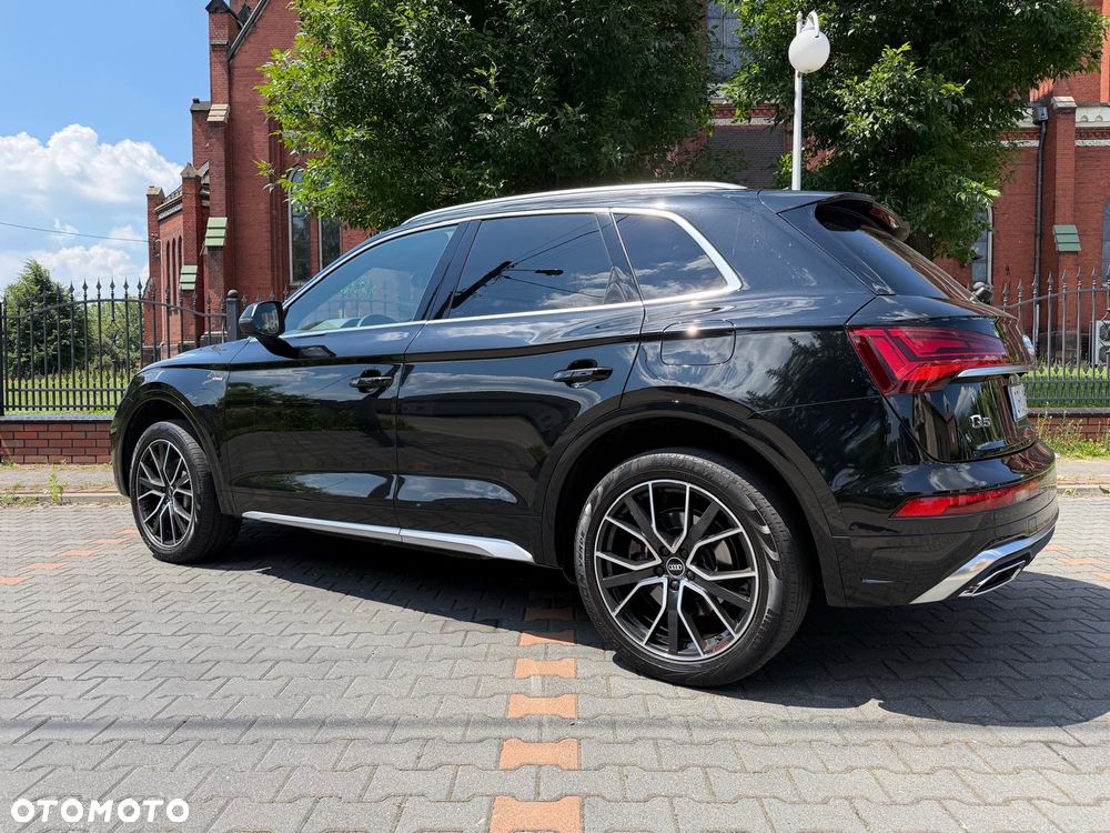 Audi Q5 55 TFSIe quattro S tronic S line - 4