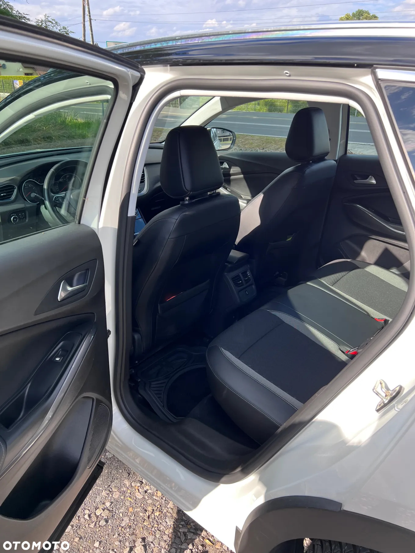 Opel Grandland X 1.2 T GPF Innovation S&S - 12