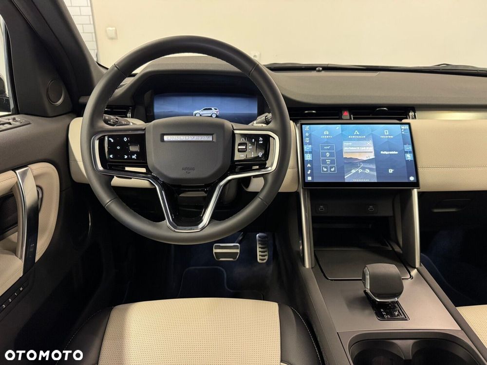 Land Rover Discovery Sport - 8