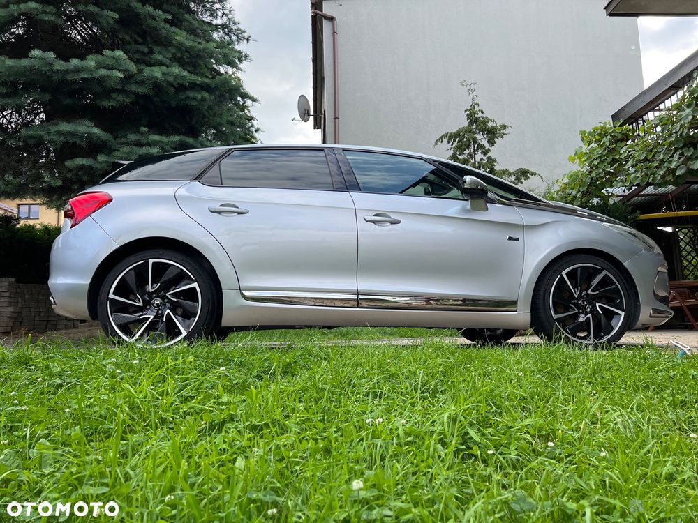 Citroën DS5 2.0 HDi Hybrid4 SportChic MCP - 26