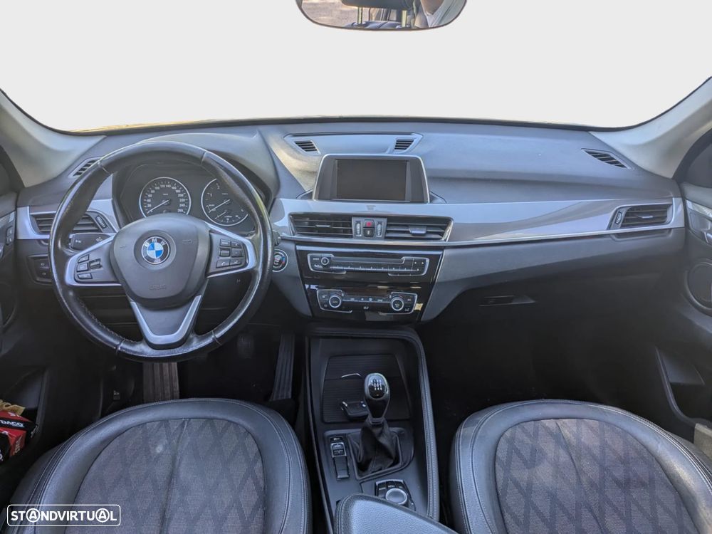BMW X1 16 d sDrive - 11