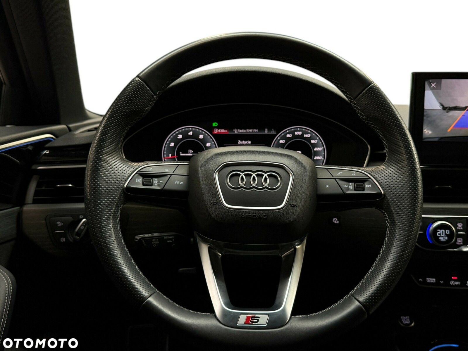 Audi A4 - 24