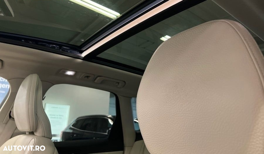 Volvo XC 60 T6 AWD Recharge Geartronic Inscription Expression - 9