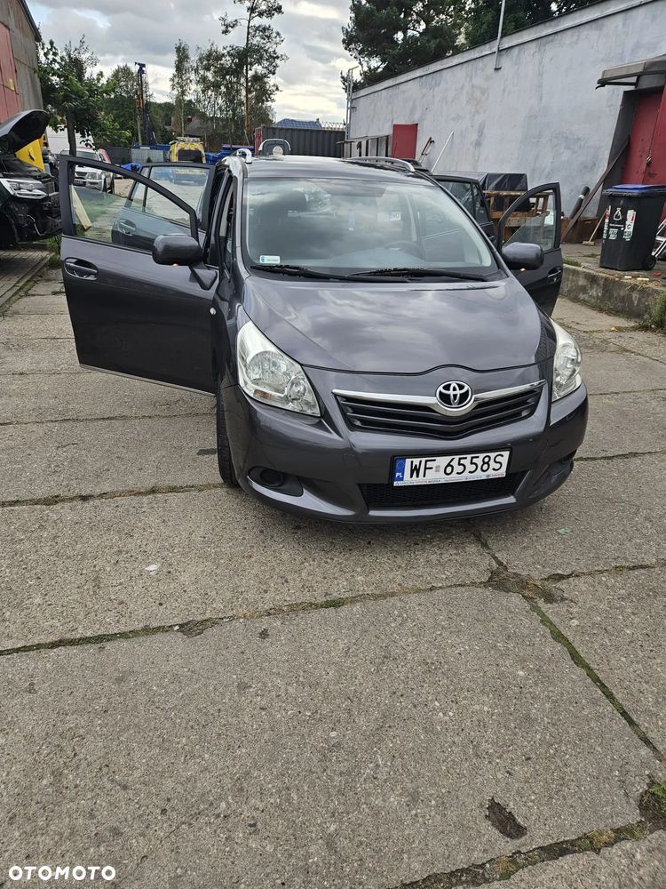 Toyota Verso 1.6 Luna EU5 - 4