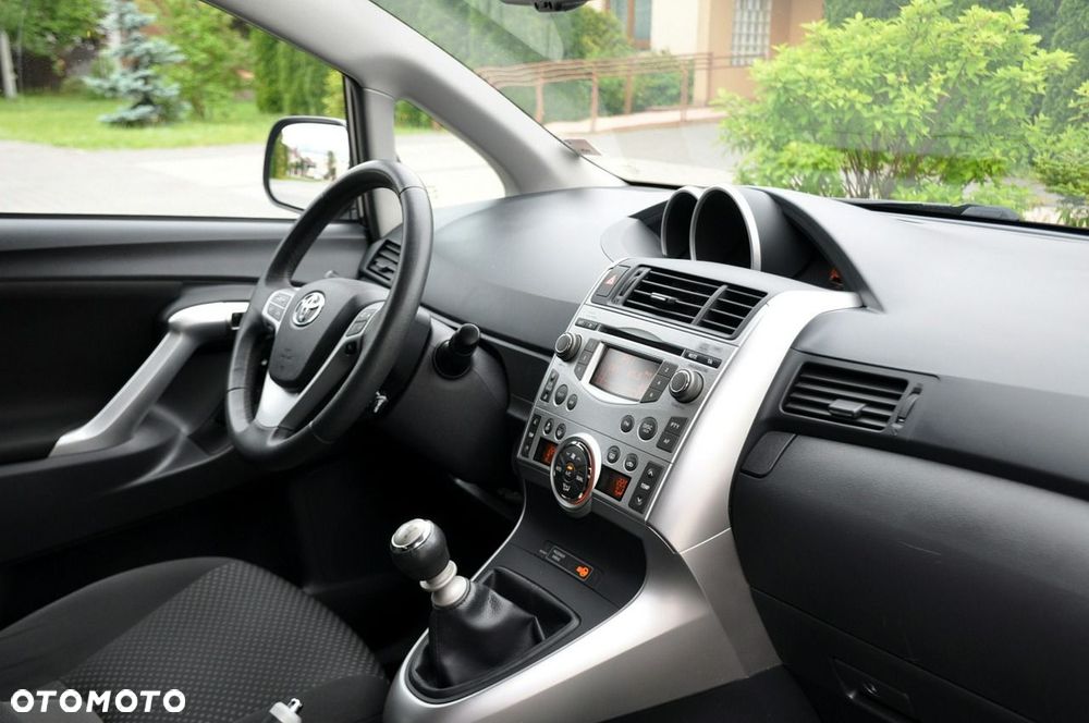 Toyota Verso - 18