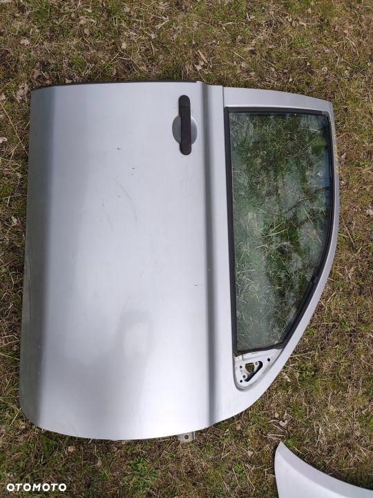 ZDERZAK PRZÓD PRZEDNI NISSAN MICRA K12 62090AX600 BIAŁY CZERWONY SREBRNY - 13