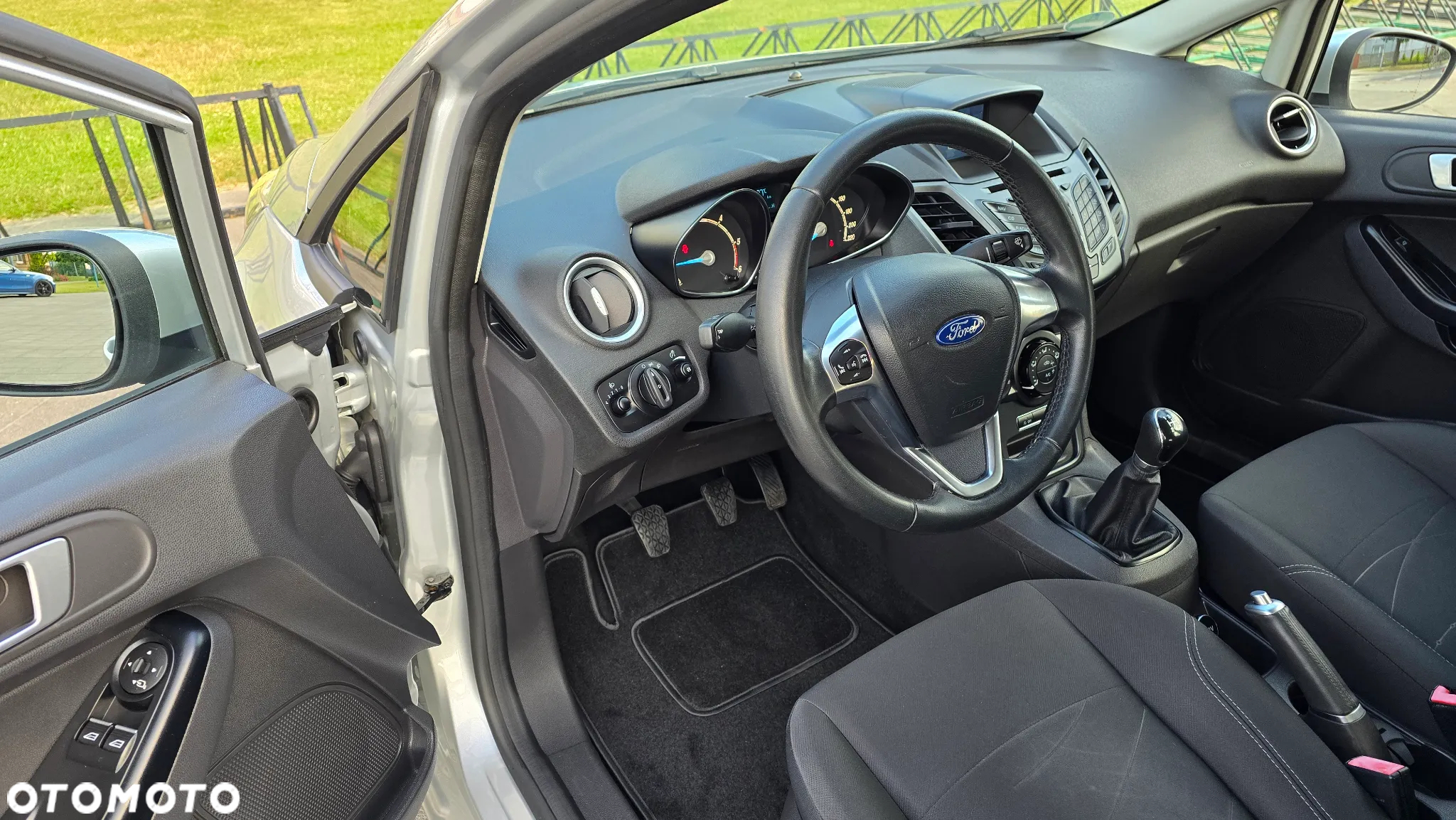 Ford Fiesta - 9