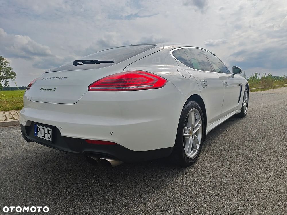 Porsche Panamera - 18