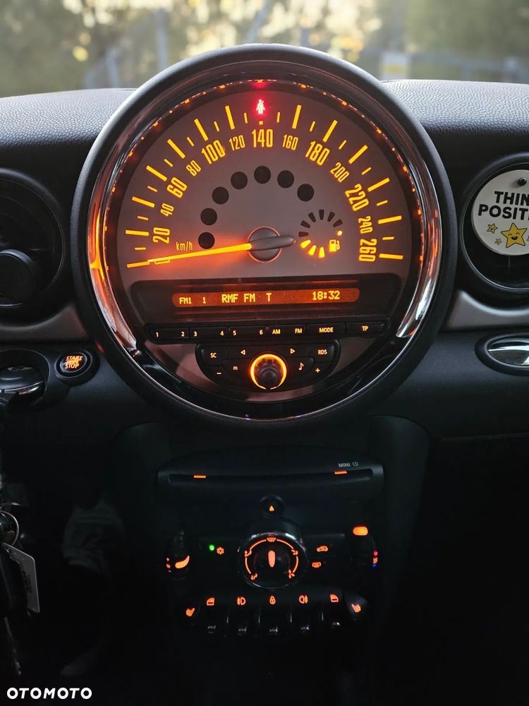 MINI ONE Standard - 8