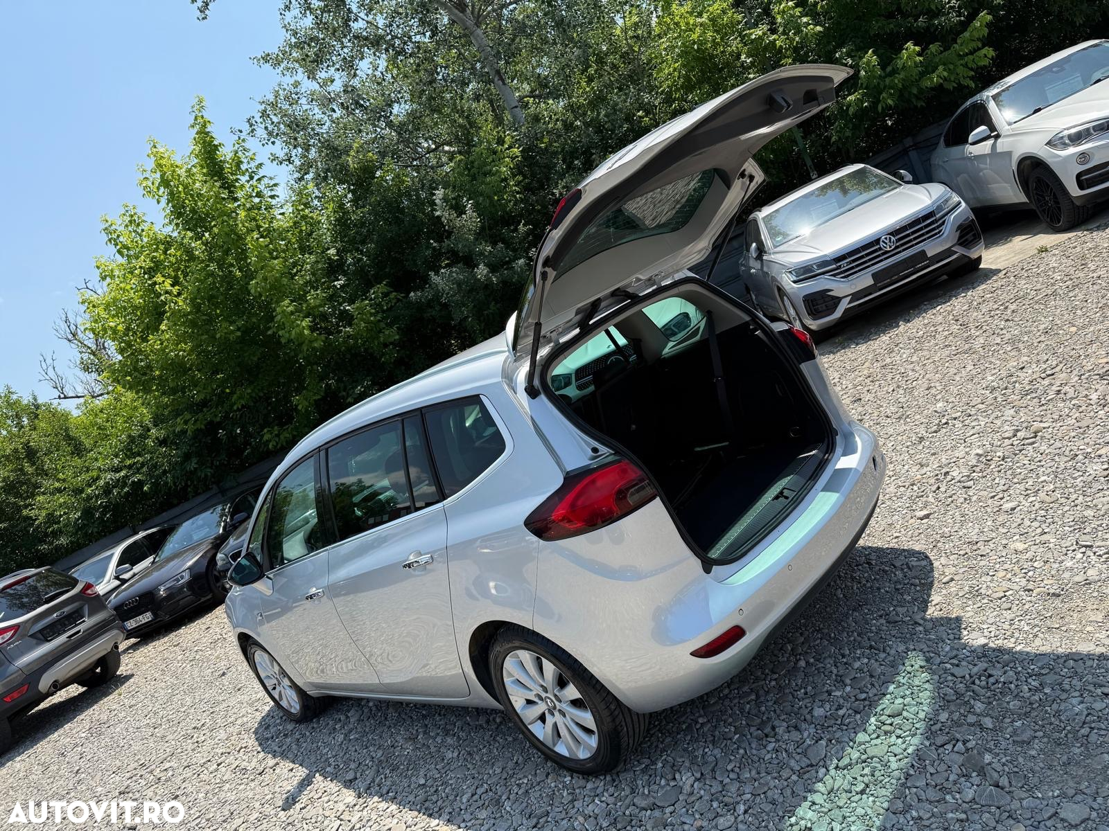 Opel Zafira Tourer 2.0 CDTI ecoFLEX Start/Stop Active - 28