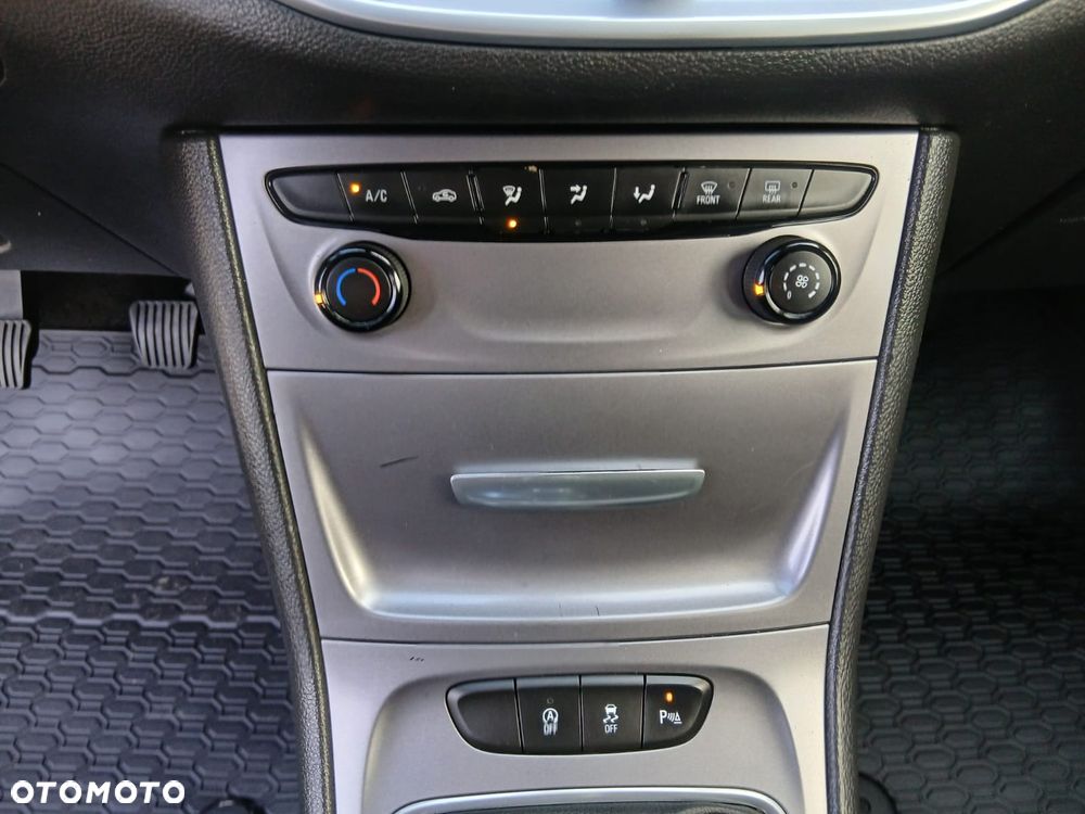 Opel Astra 1.6 CDTI DPF ecoFLEX TourerStart/Stop Style - 27