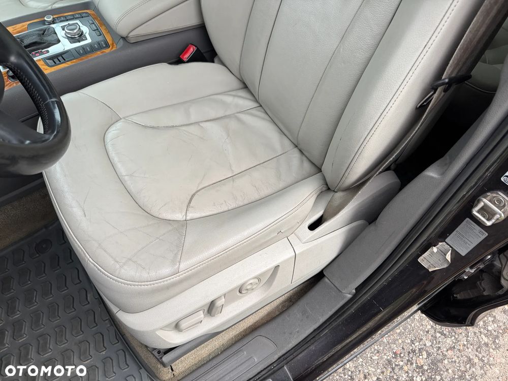 Audi Q7 4.2 FSI Quattro Tiptronic - 30