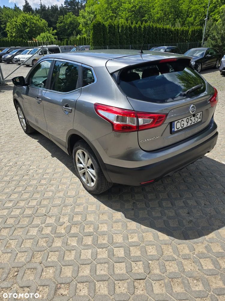 Nissan Qashqai 1.2 DIG-T Acenta EU6 - 22