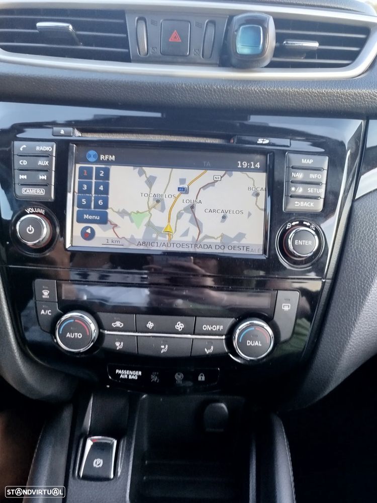 Nissan Qashqai 1.5 dCi N-Connecta 18 - 21