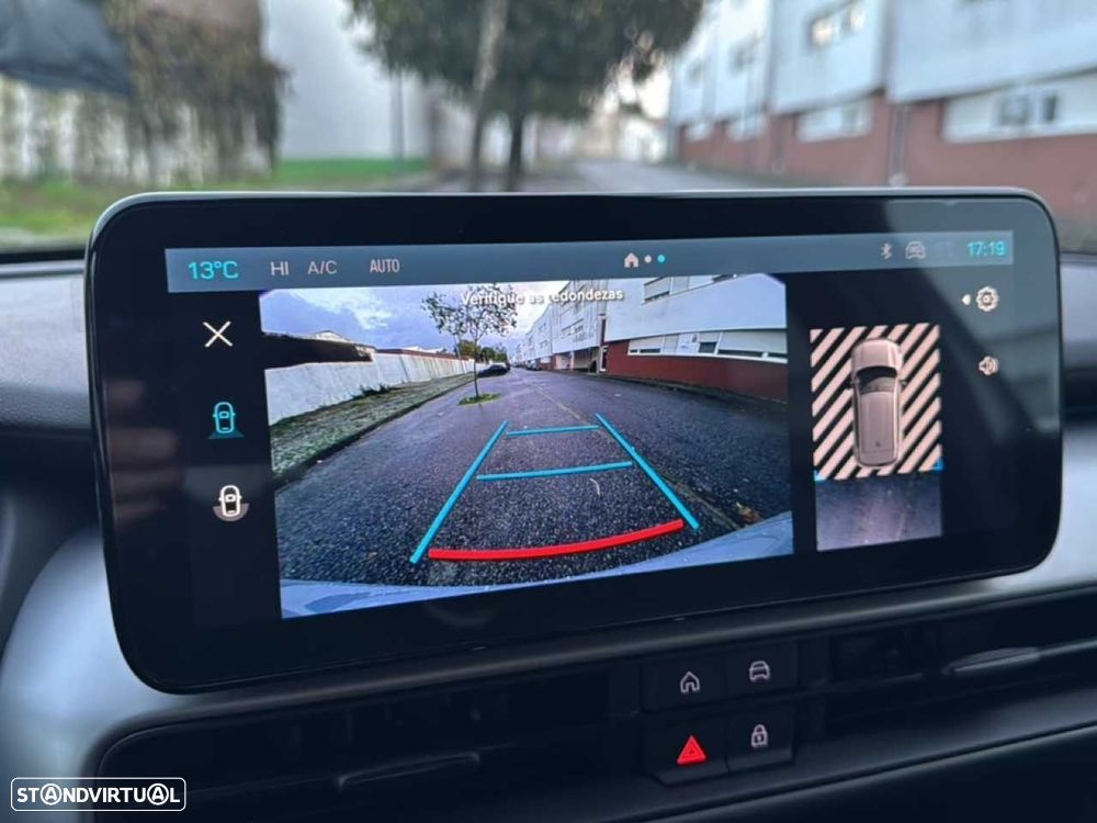 Jeep Avenger 54 kWh Summit - 26