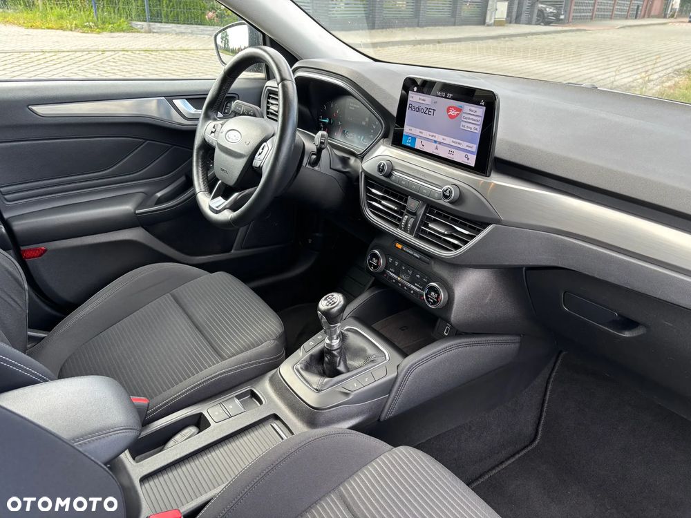 Ford Focus 1.5 EcoBlue Start-Stopp-System ST-LINE X - 21