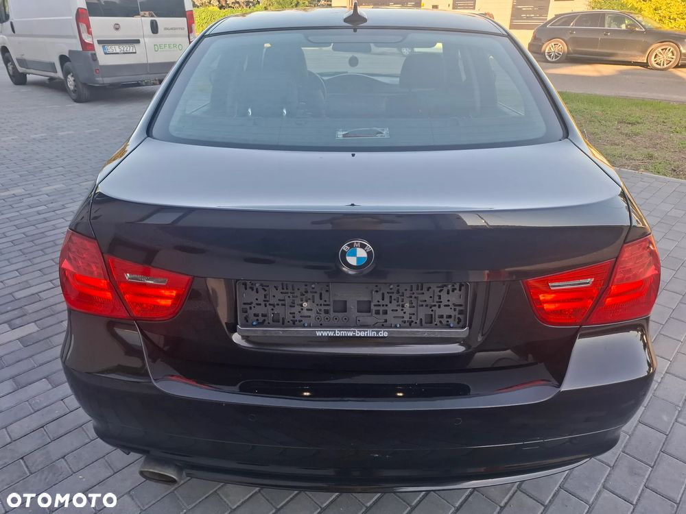 BMW Seria 3 320d xDrive - 5