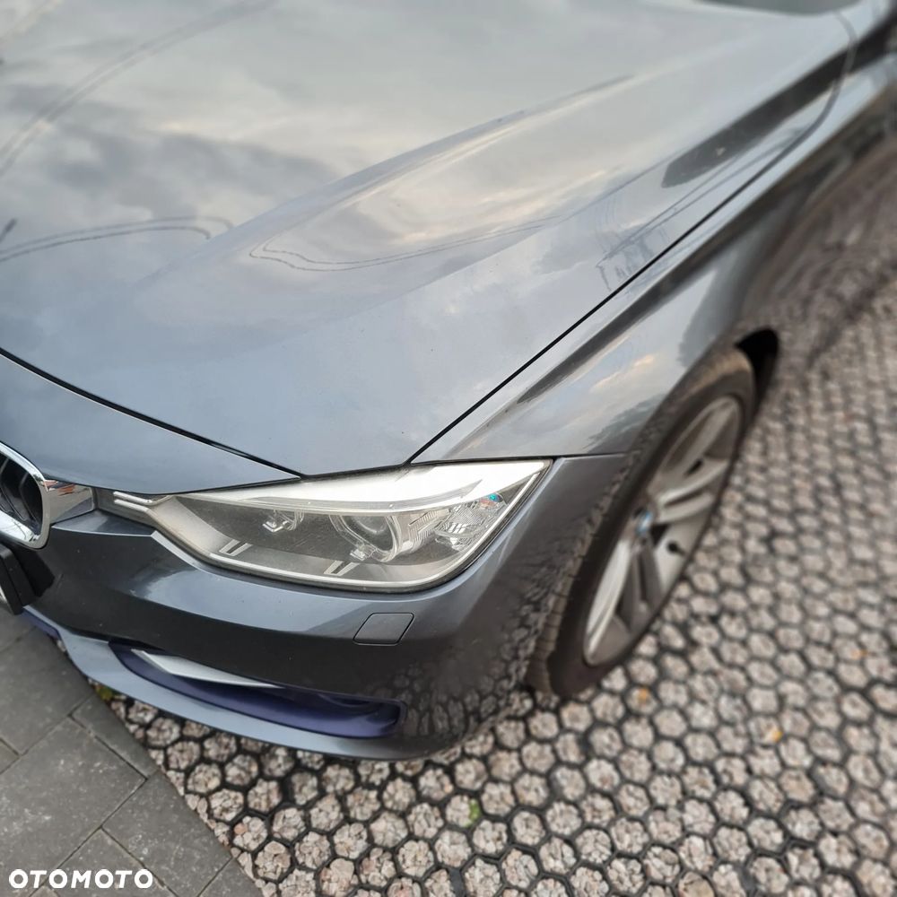 BMW Seria 3 320d Touring Sport Line - 12