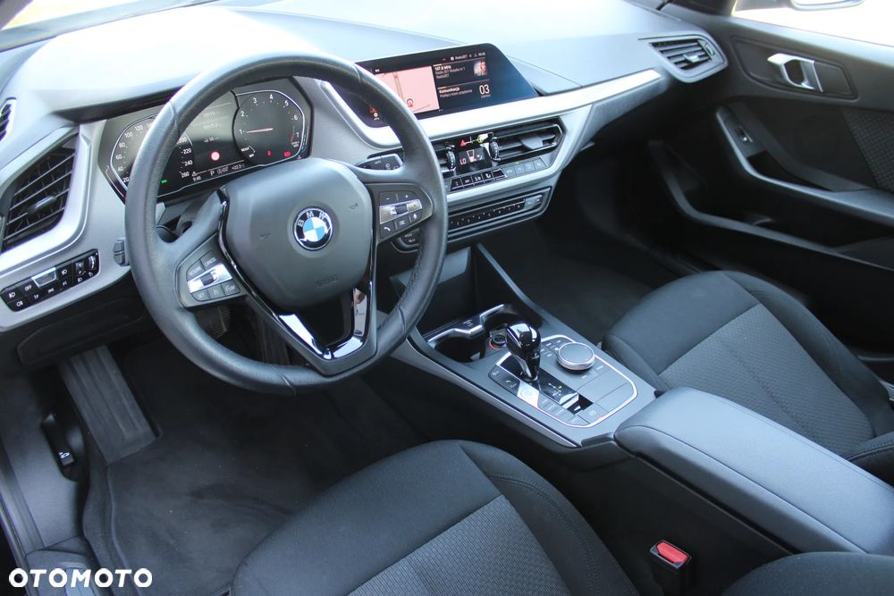 BMW Seria 1 118i Advantage - 15