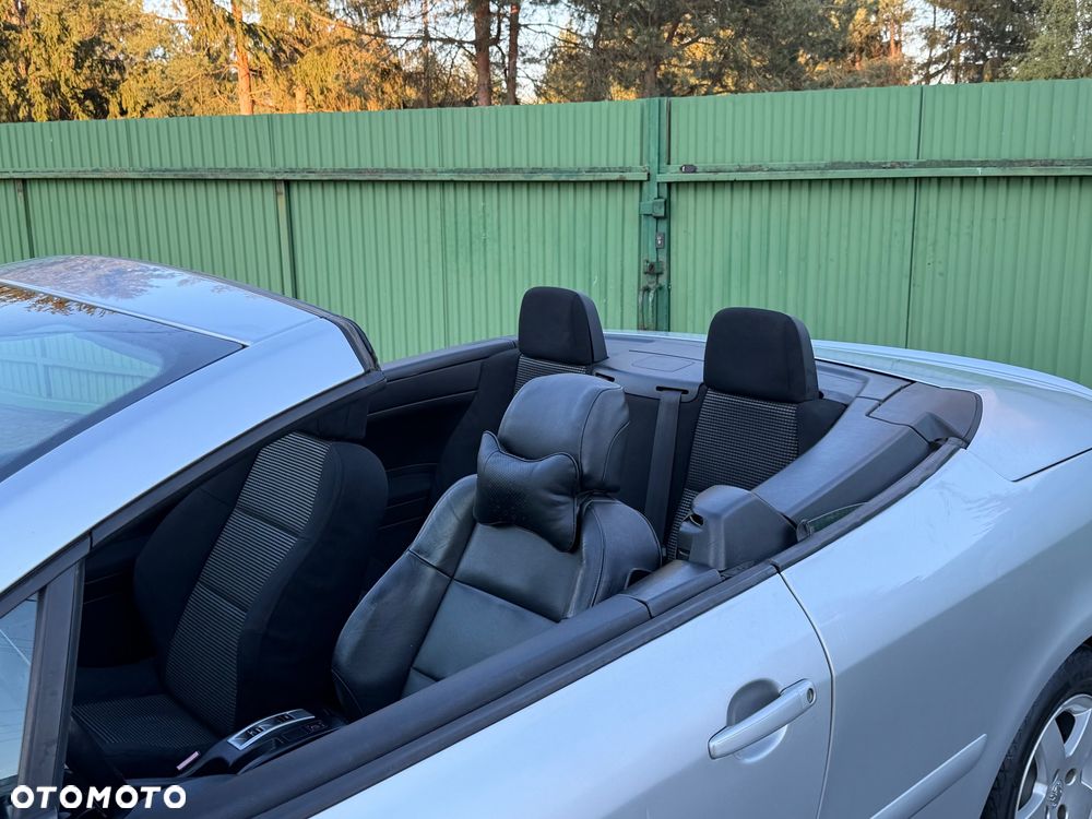 Peugeot 307 CC - 13
