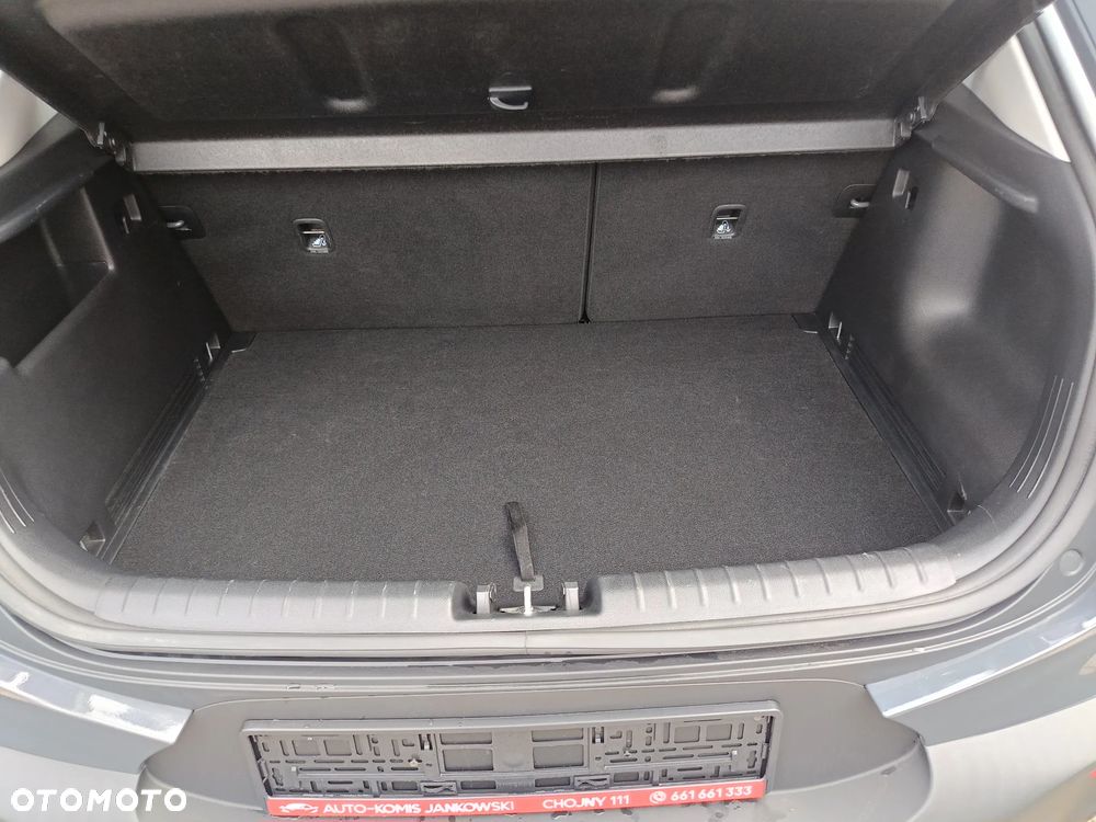 Kia Stonic - 24