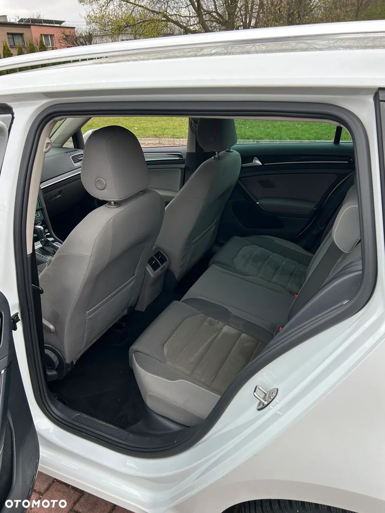 Volkswagen Golf 1.4 TSI ACT BlueMotion Technology DSG Highline - 26