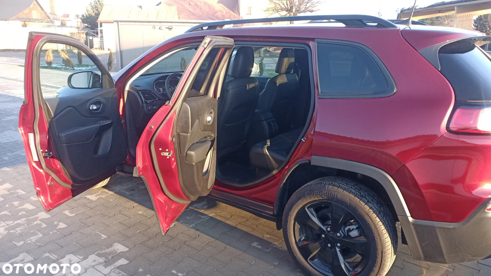 Jeep Cherokee - 17