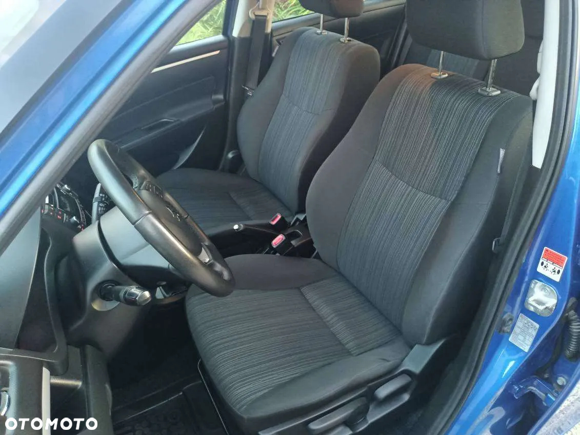 Suzuki Swift - 12