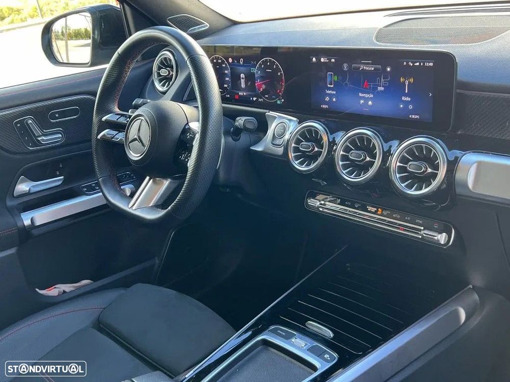 Mercedes-Benz GLB 200 AMG Line - 23