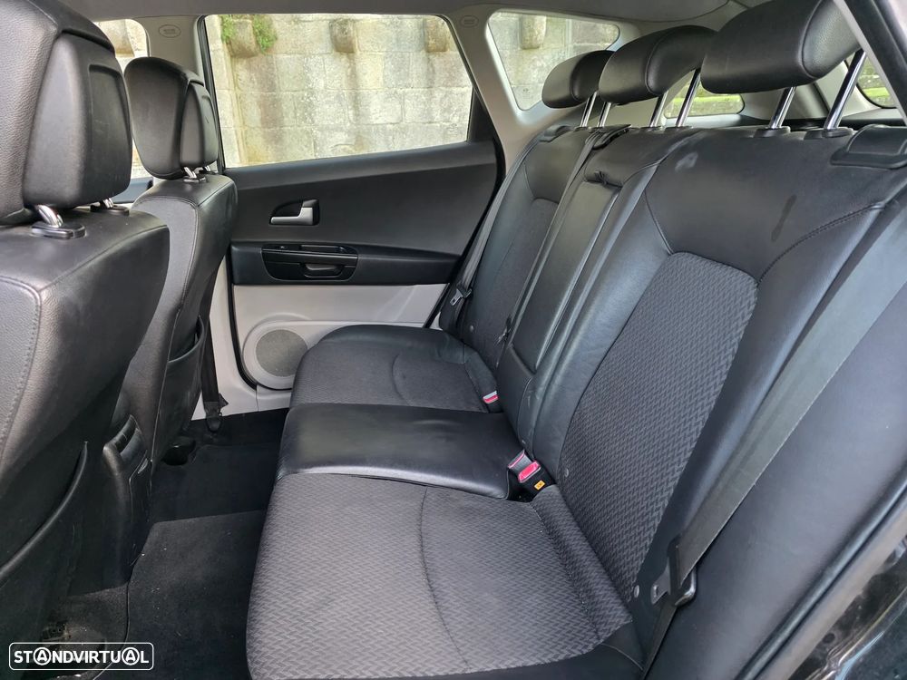 Kia Ceed SW 1.6 CRDi TX - 12