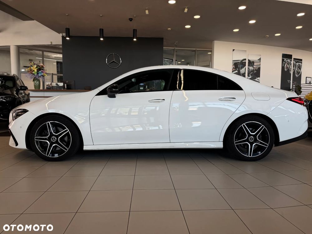 Mercedes-Benz CLA 200 AMG Line 7G-DCT - 3