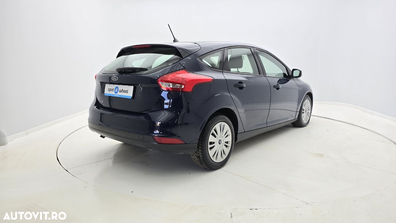 Ford Focus 1.5 EcoBlue Trend - 6