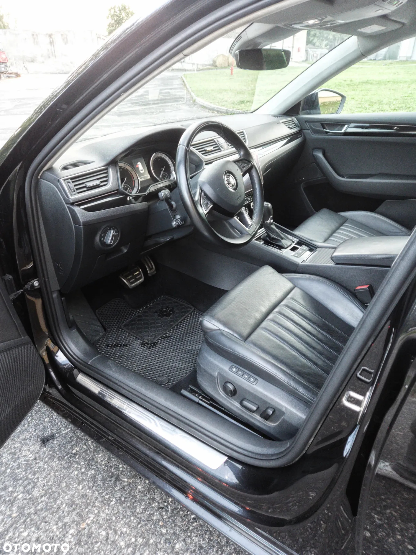Skoda Superb 2.0 TSI 4x4 L&K DSG - 14