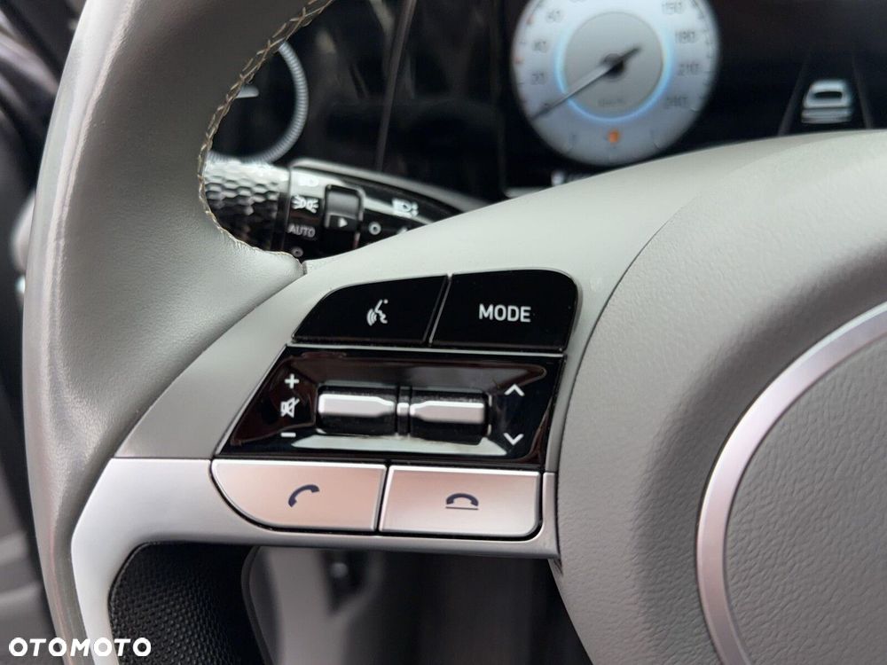 Hyundai Elantra - 17