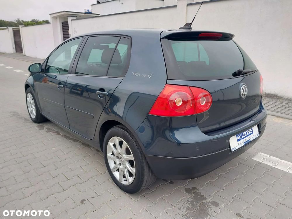 Volkswagen Golf 1.6 Tour - 4