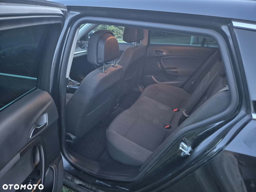 Opel Insignia - 10