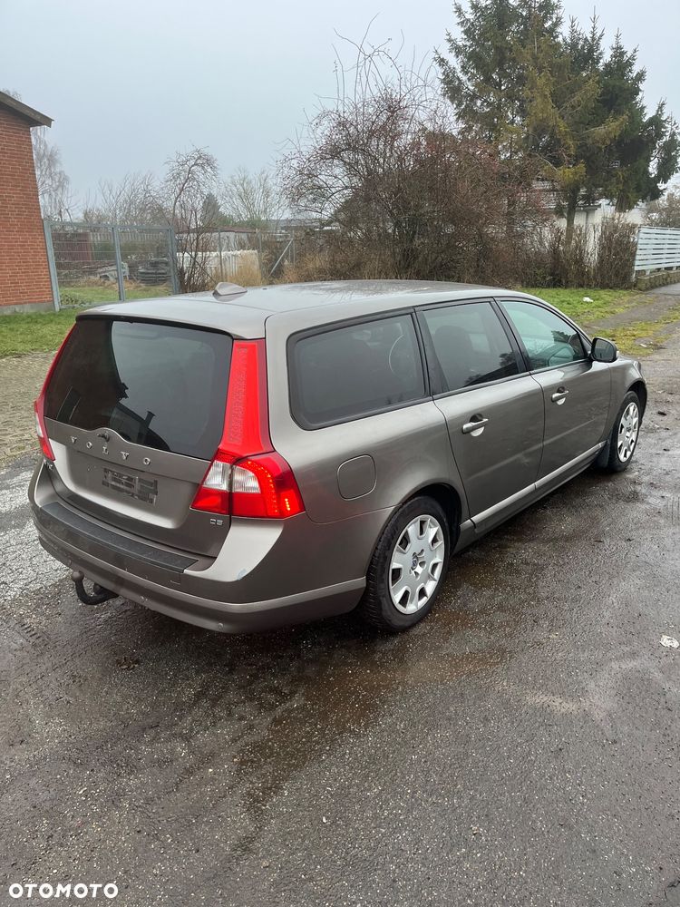 Volvo V70 - 3