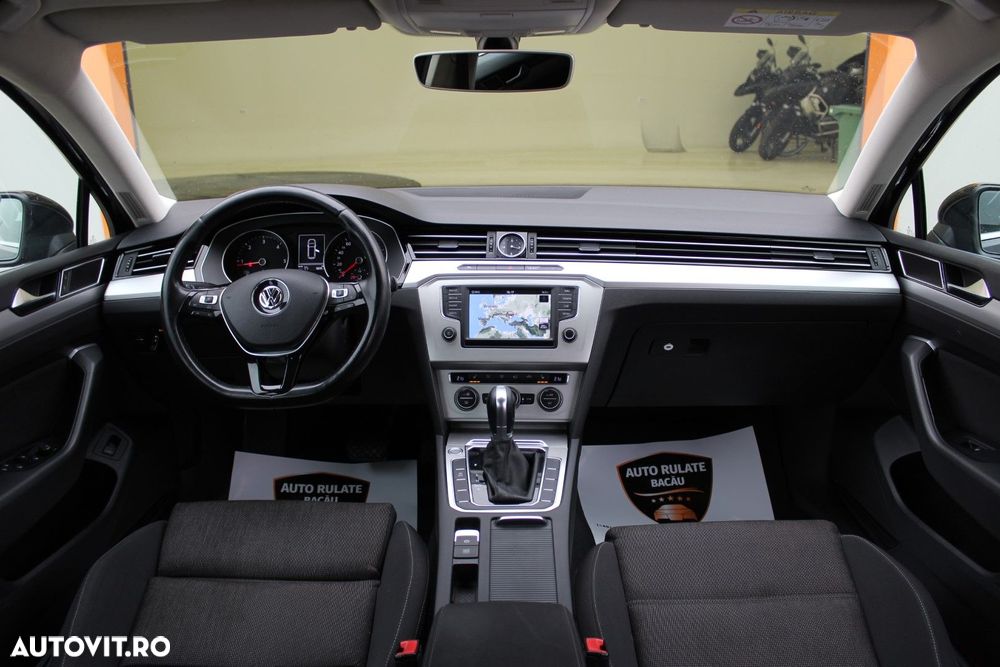 Volkswagen Passat - 8