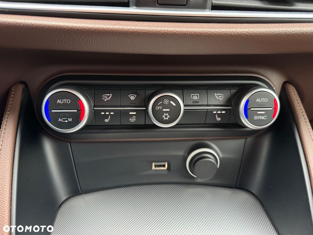 Alfa Romeo Stelvio 2.2 JTDM Executive Q4 - 23