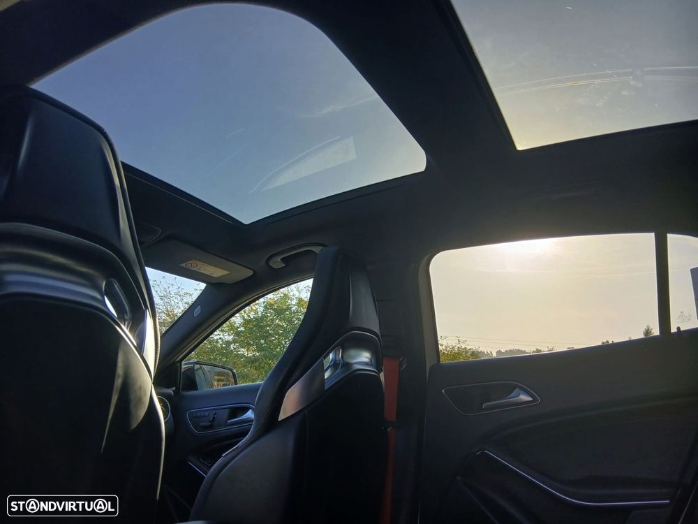 Mercedes-Benz GLA 45 AMG 4-Matic - 10