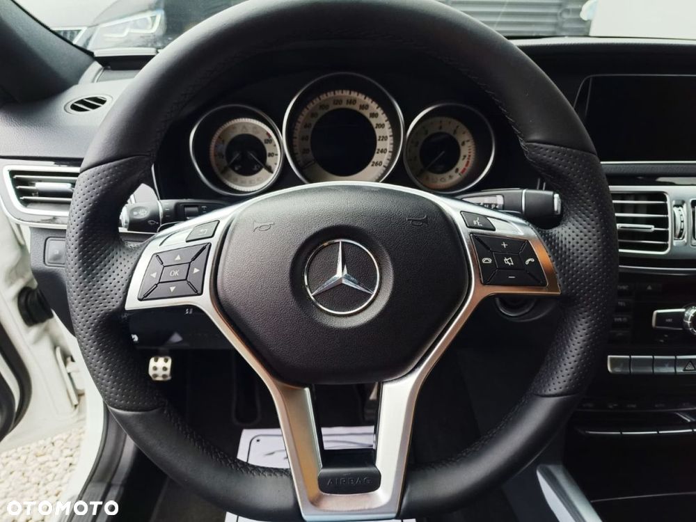 Mercedes-Benz Klasa E - 21